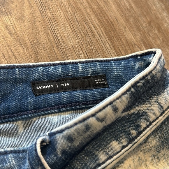 PACSUN ACID WASH CUT JORTS (30 W) - Picture 6 of 8